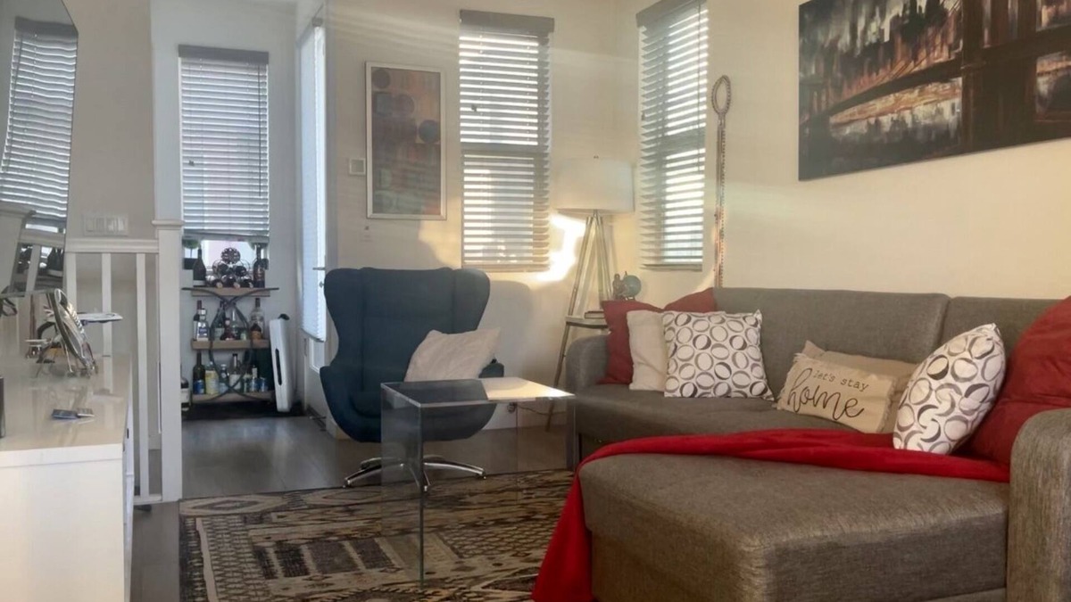 Southwestern Sacramento Condo | Brand new condo 5 mins from downtown!