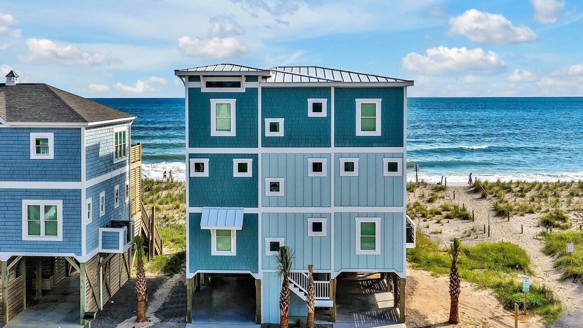 Long Beach House | Brand New Construction-Oceanfront Home With Pool,Elevator,& Magazine