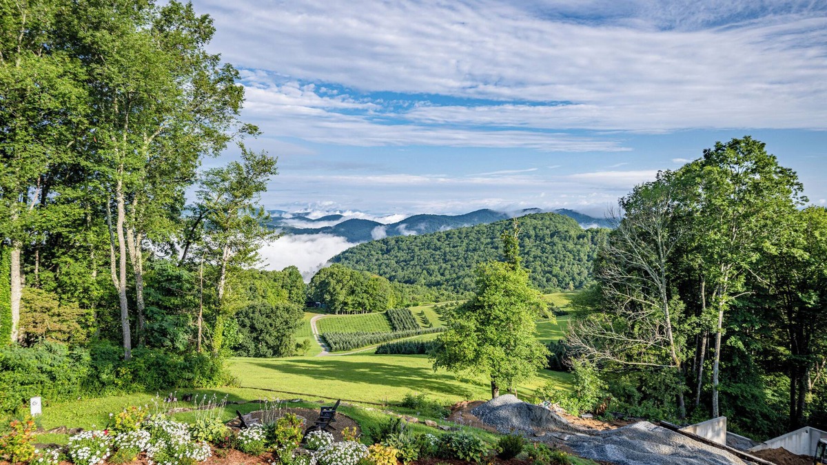 Glenville House | Brand New Construction! Incredible Long Range Views!