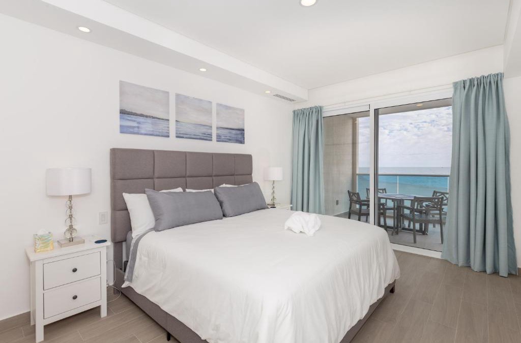 Puerto Penasco Apartment | Brand New Contemporary 2 BD Oceanfront Condo at Encantame Towers Verano E302