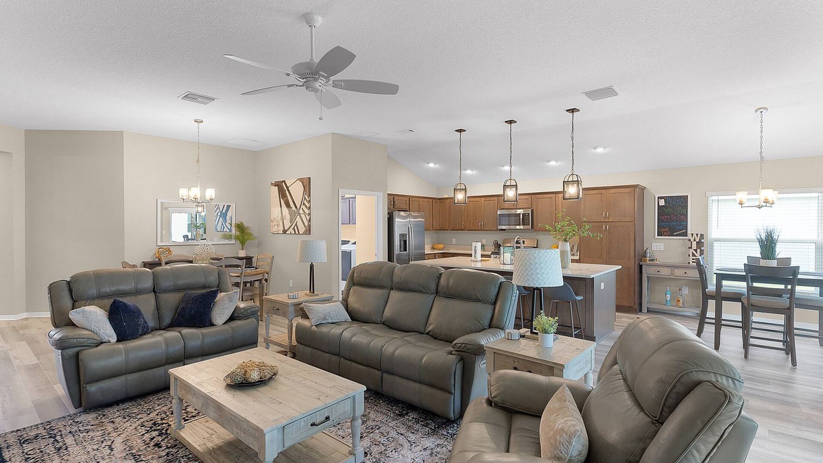 Wildwood House | Brand New Designer Home Close to Brownwood! Golf Cart Included!