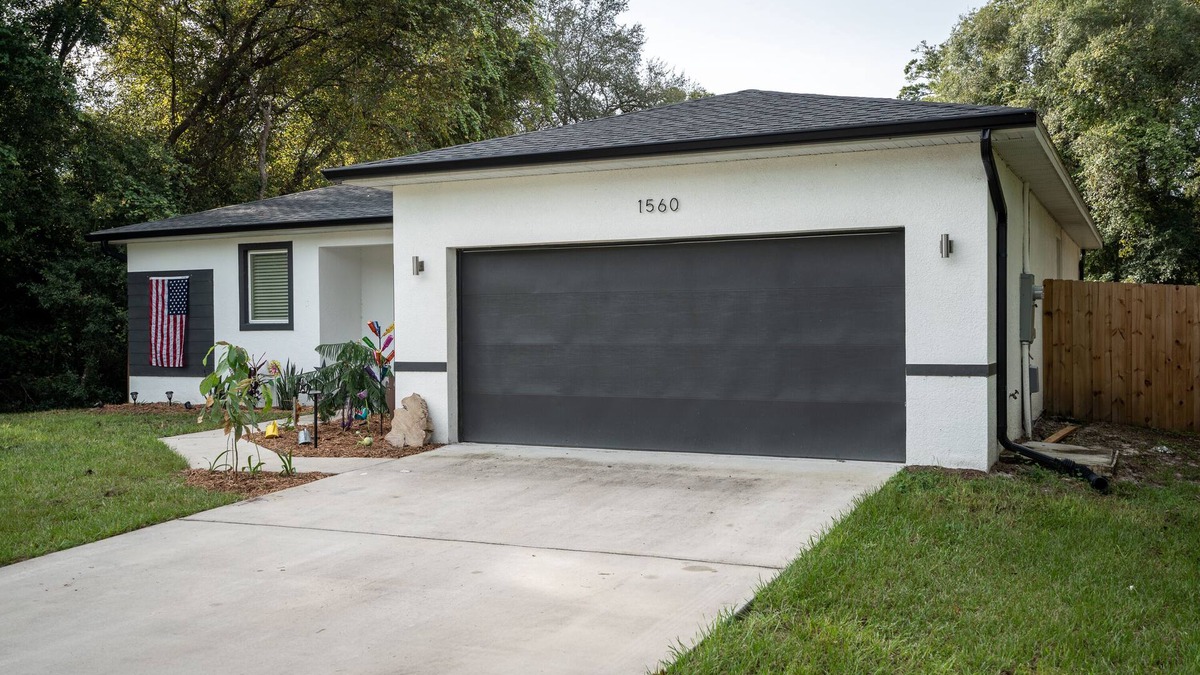 Orange City House | Brand New, Dog Friendly, 3Bd 2Ba, Great Location