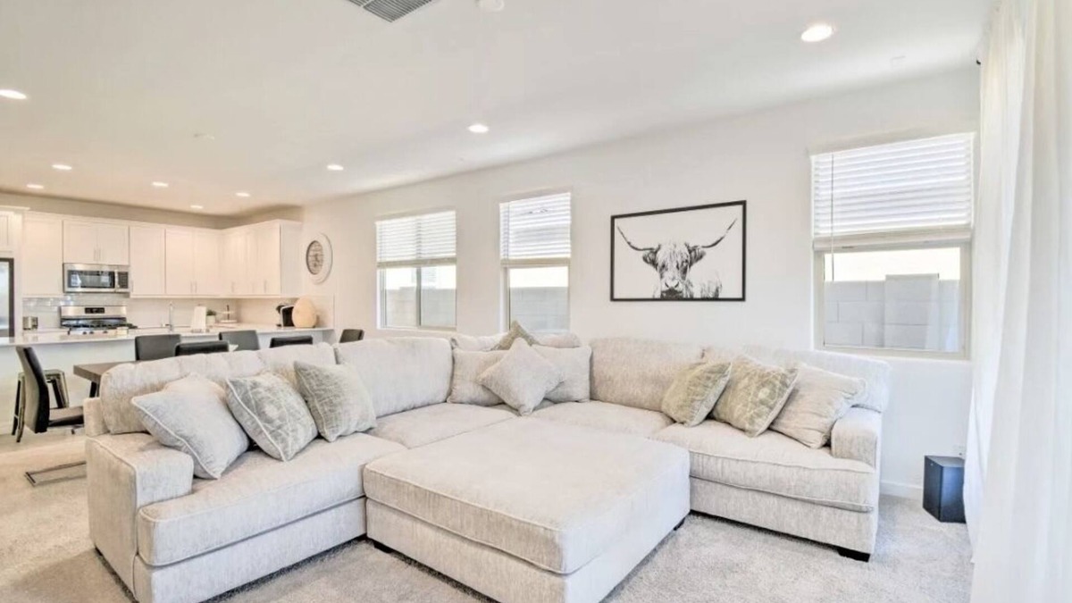 Waddell House | Brand new home 10 minutes from Westgate Where the Cardinals Arena