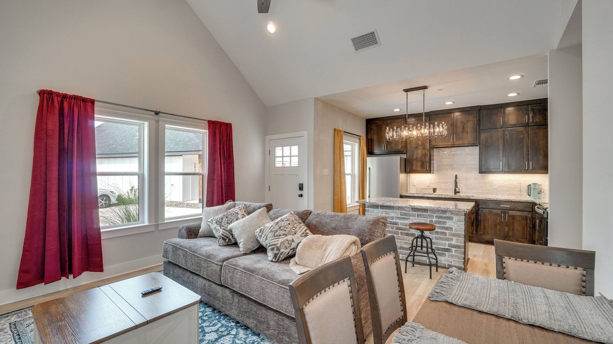 San Angelo House | Brand-New Home 2 Mi to Shannon Med Center!