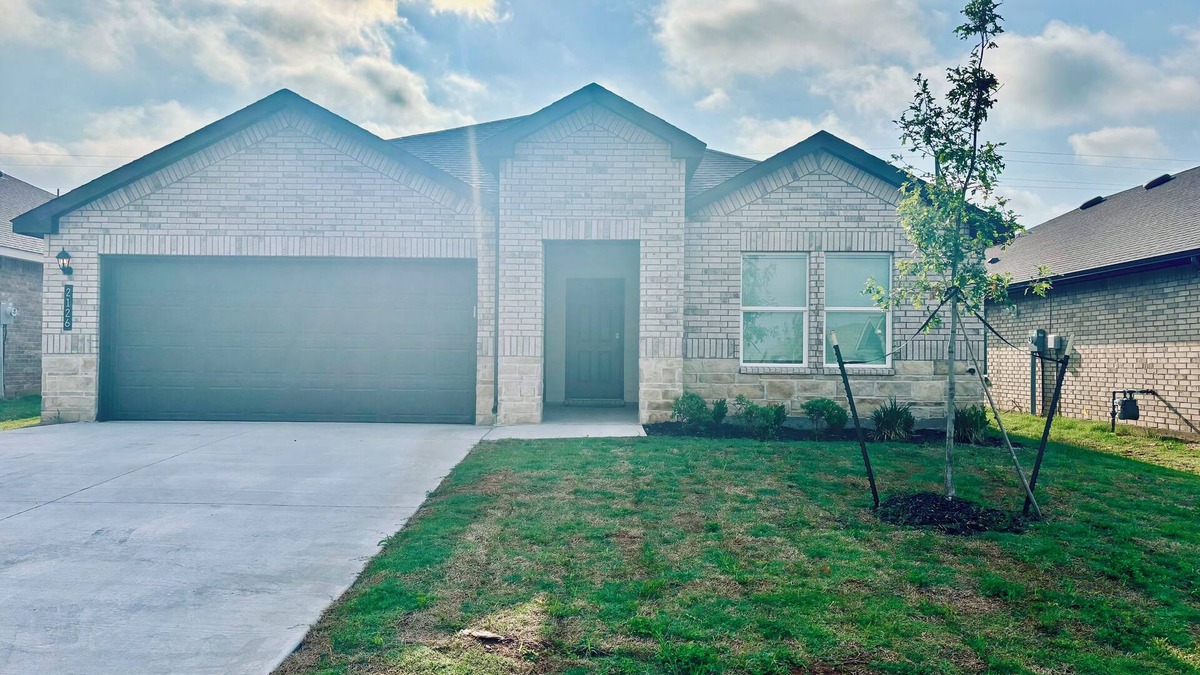 Lawton House | Brand New home, 4 beds Bison Ridge Retreat Ft Sill