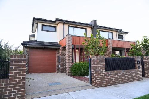 Maidstone House | Brand New Home with Private Rooms