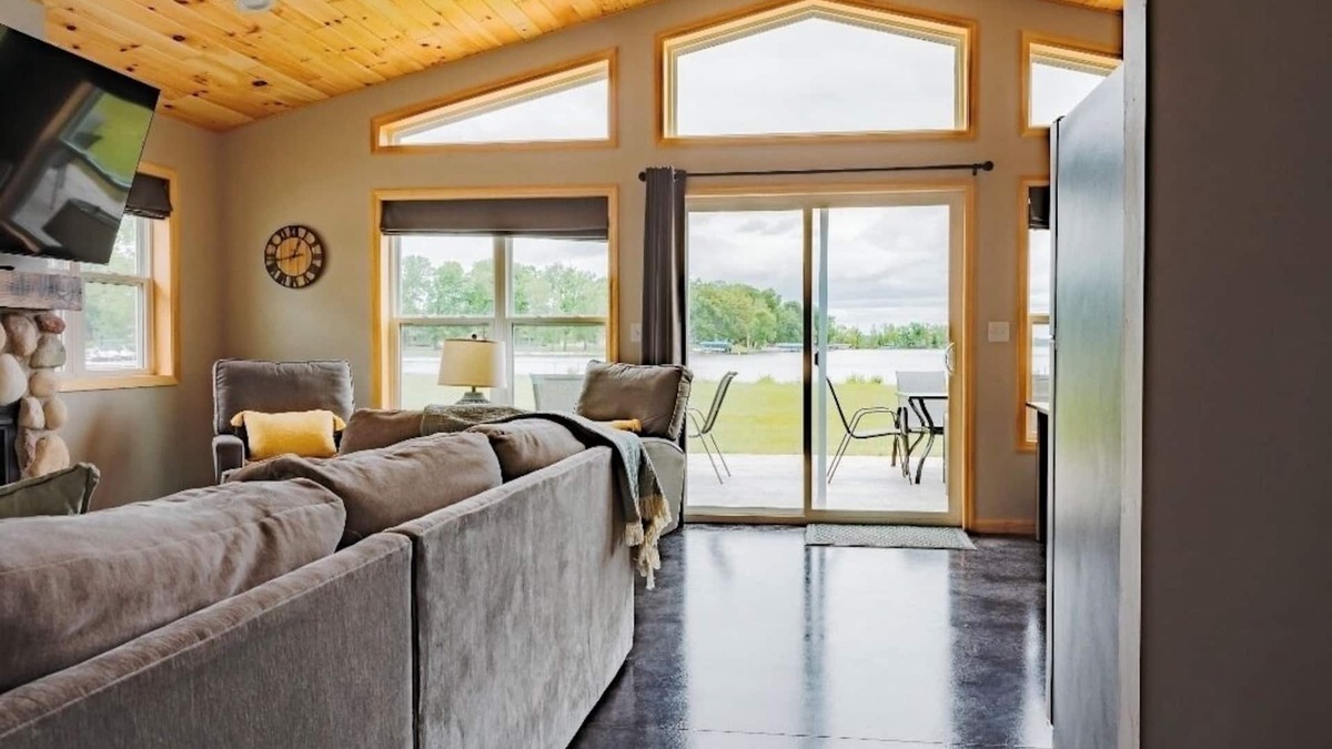 Crivitz House | Brand New Lakeshore Home