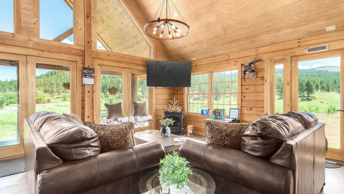 Deckers Cabin | Brand new log cabin on Gold Medal Waters, Deckers