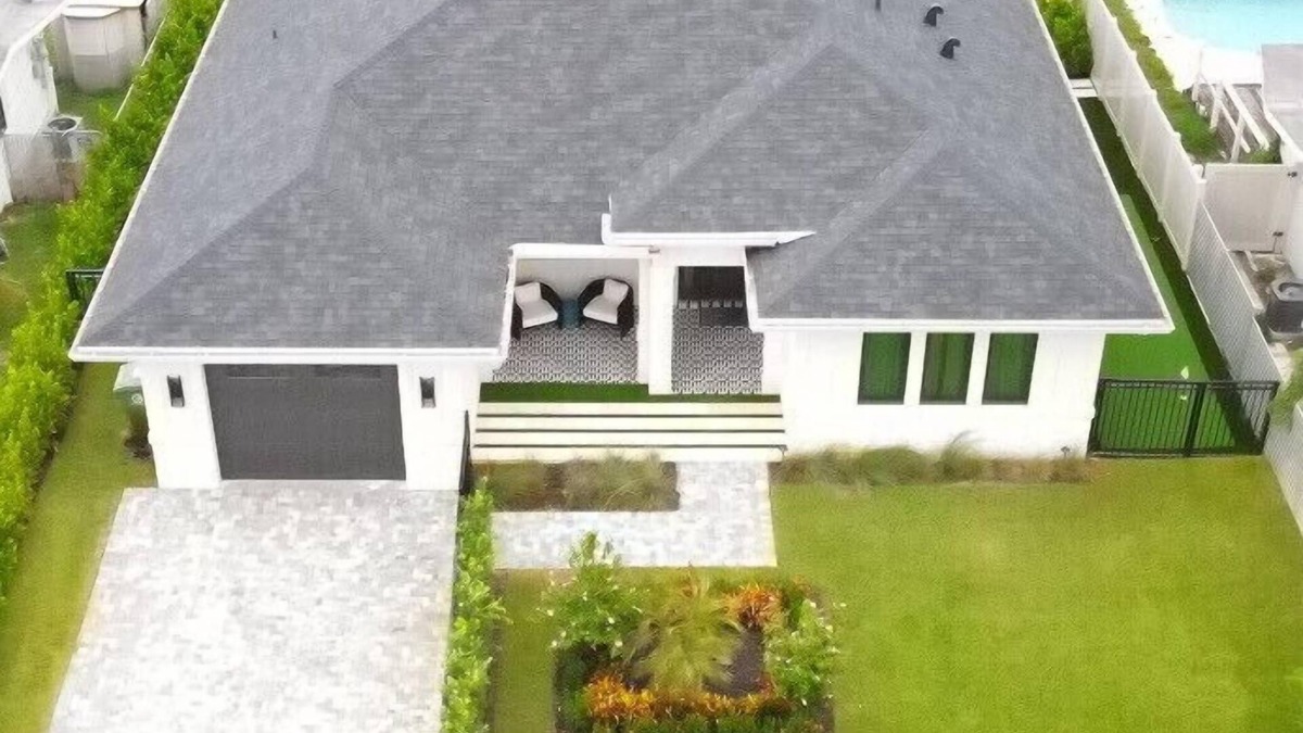 Lauderdale Isles House | Brand New Luxury Tropical Villa with Pool, Dock & Minutes to Hard Rock + Beach + FLL + Downtown Ft Lauderdale