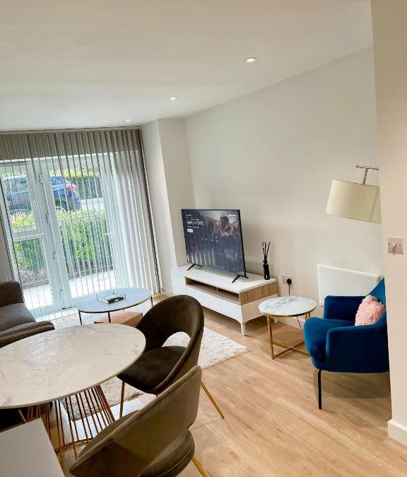 Whittington Apartment | Brand new Luxury 1 bedroom apartment