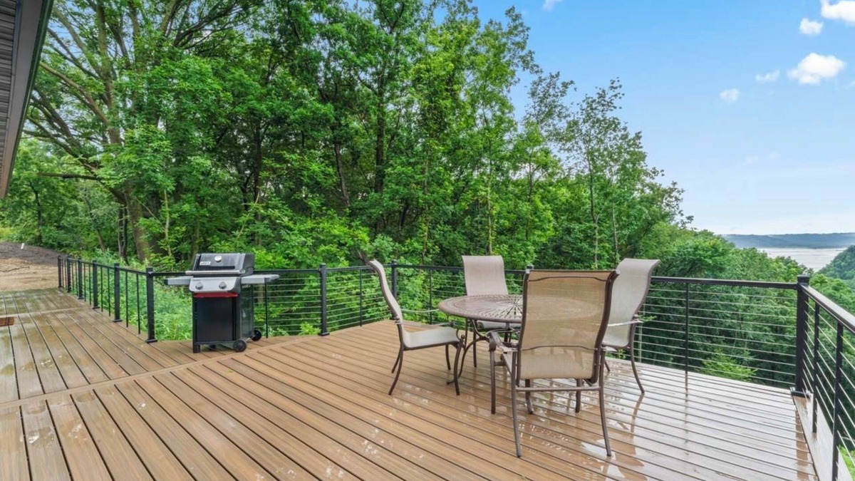 Eastman Cabin | Brand new modern cabin with beautiful river view.