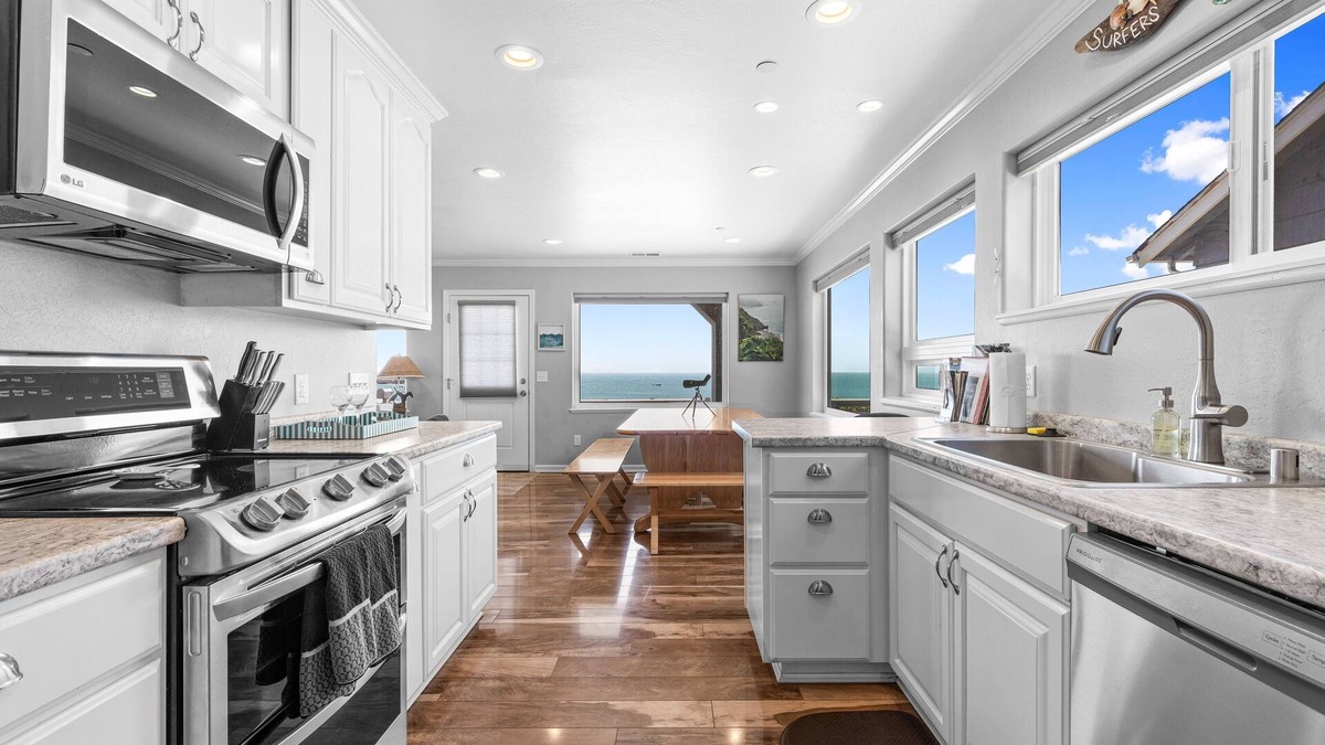 Crescent City North House | Brand new oceanfront home with amazing views!