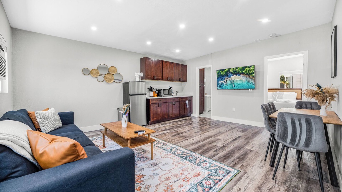 El Cajon Apartment | Brand New Private El Cajon Home! Close to SDSU!