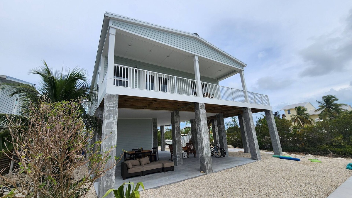 Little Torch Key House | Brand new, secluded 3BR house on canal very close to open water