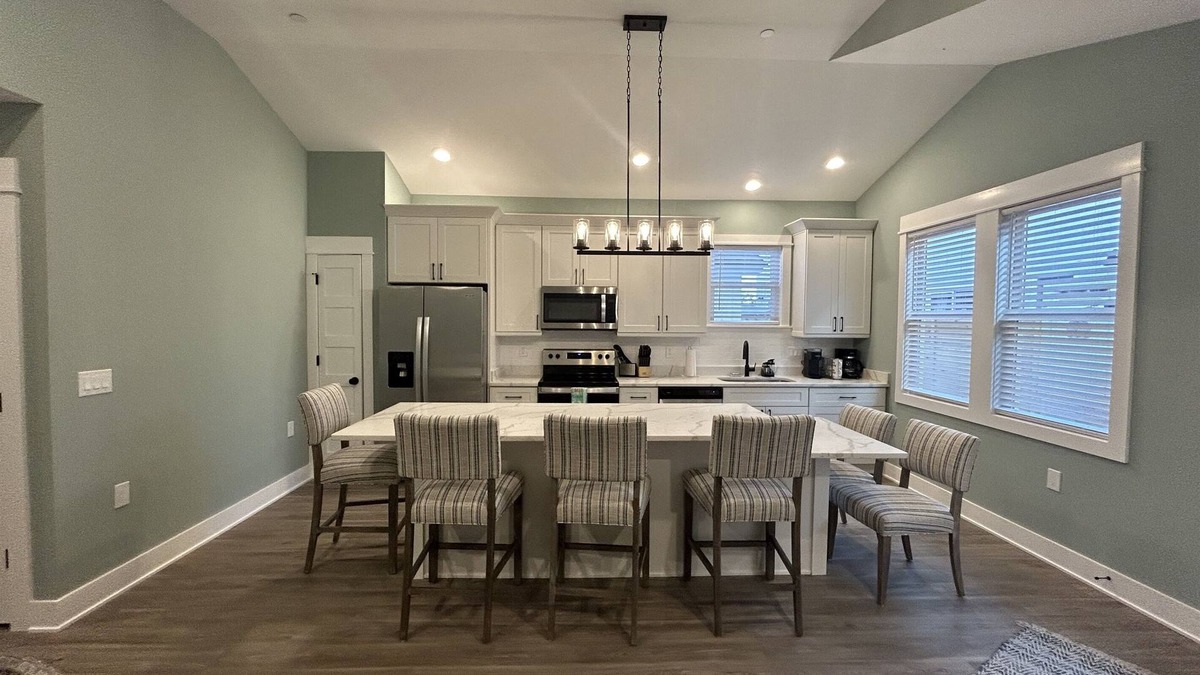 Corolla Light Condo | Brand New Single Level Condo, Steps from the Beach