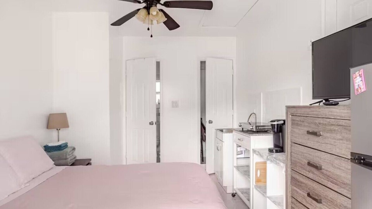 Florida Ridge Condo | Brand new studio apartment