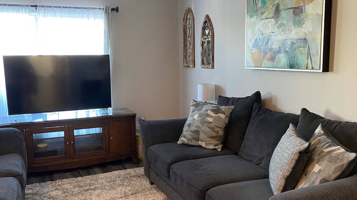 Tri-Cities House | Brand new townhome - fully furnished, close to local hospital