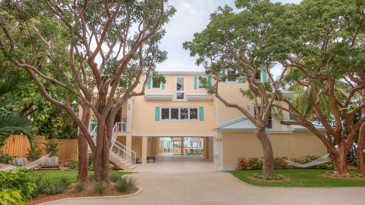 Islamorada House | Brand New Unique Deep Water Gulf Front Estate. Beach, Pool, Hot tub and docks