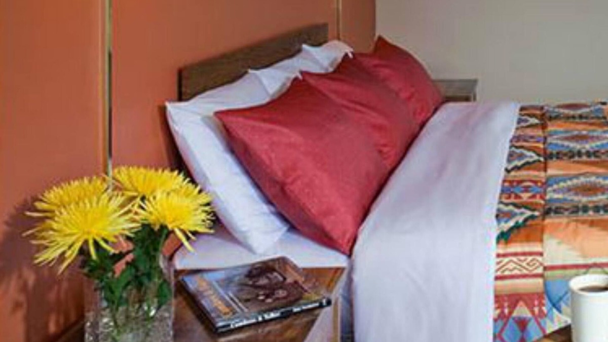 Chama Hotel | Branding Iron Motel