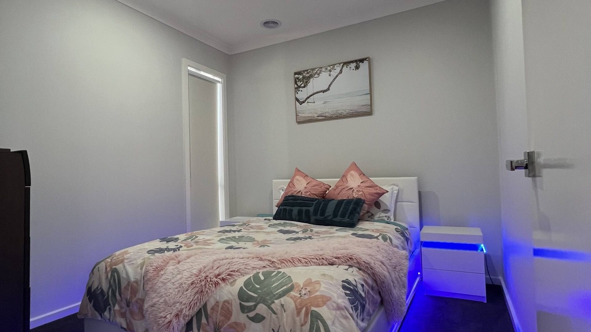 Tarneit House | Brandnew 3 bedroom house in Traneit perfect for family stay