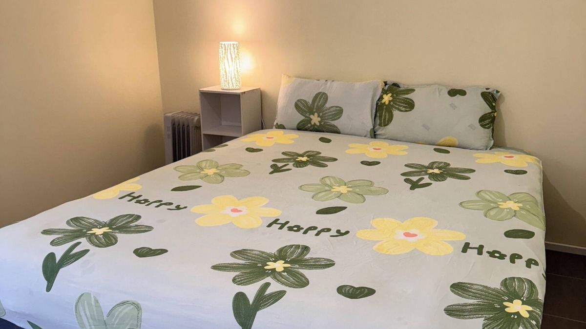 St. Albans House | Brandnew bedroom in a beautiful suburb