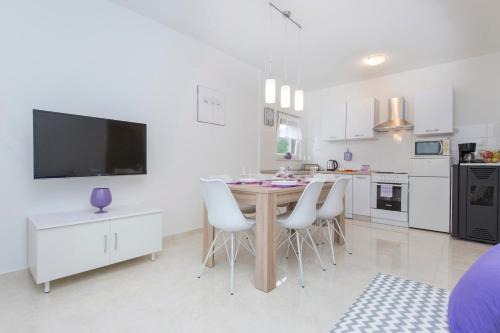 Strmac Apartment | Brankica apartaments