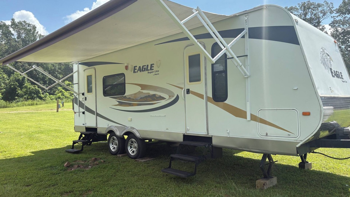 Van Buren House | Branson Glamping All Set Up For You