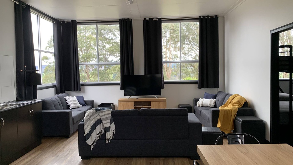 Branxholm House | Branxholm Lodge 2-12 people only 8km from Derby