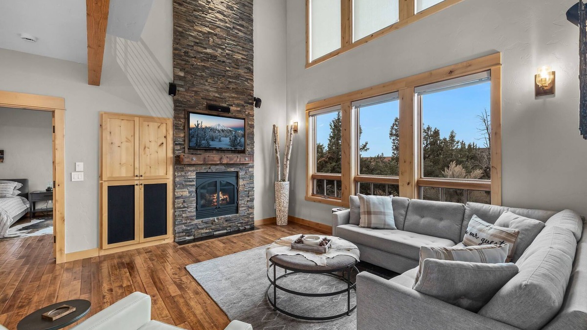Powell Butte Cabin | Brasada Ranch Luxury Cabin - 3 Beds - Views
