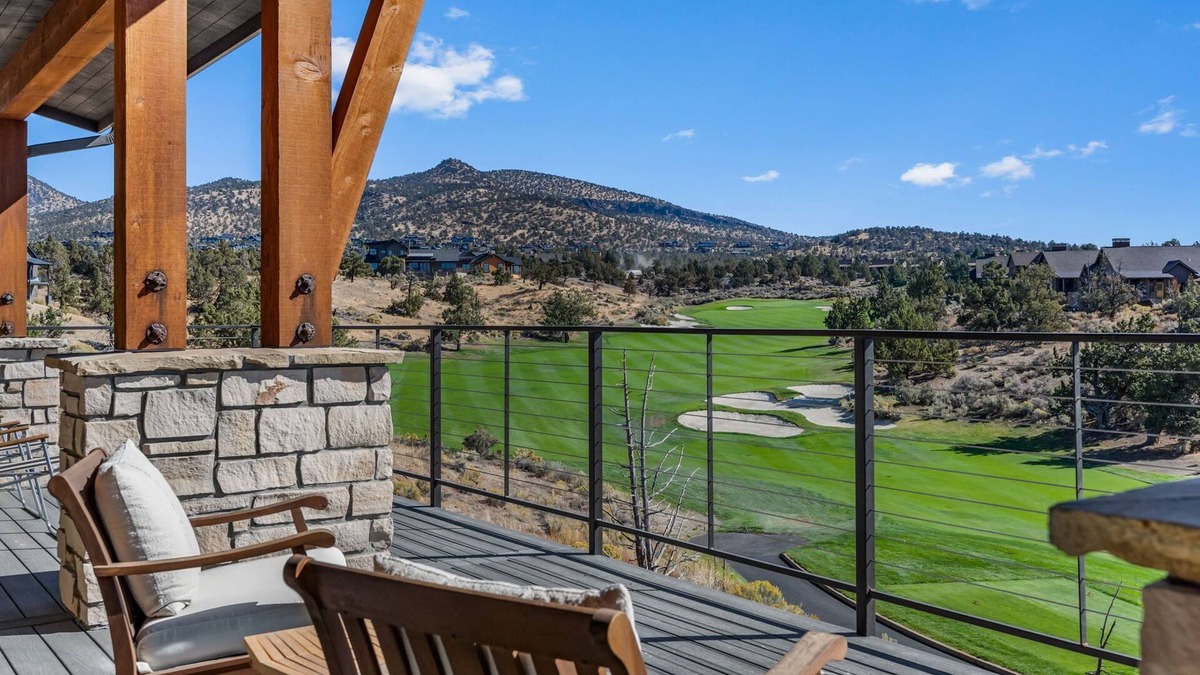 Powell Butte House | Brasada Ranch | Stunning Views | Couple's Getaway