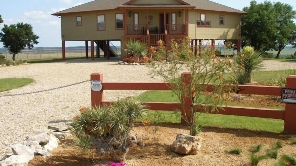 Rio Vista House | Brazos River View Large Covered Private Deck with Hot Tub and Fire Pit