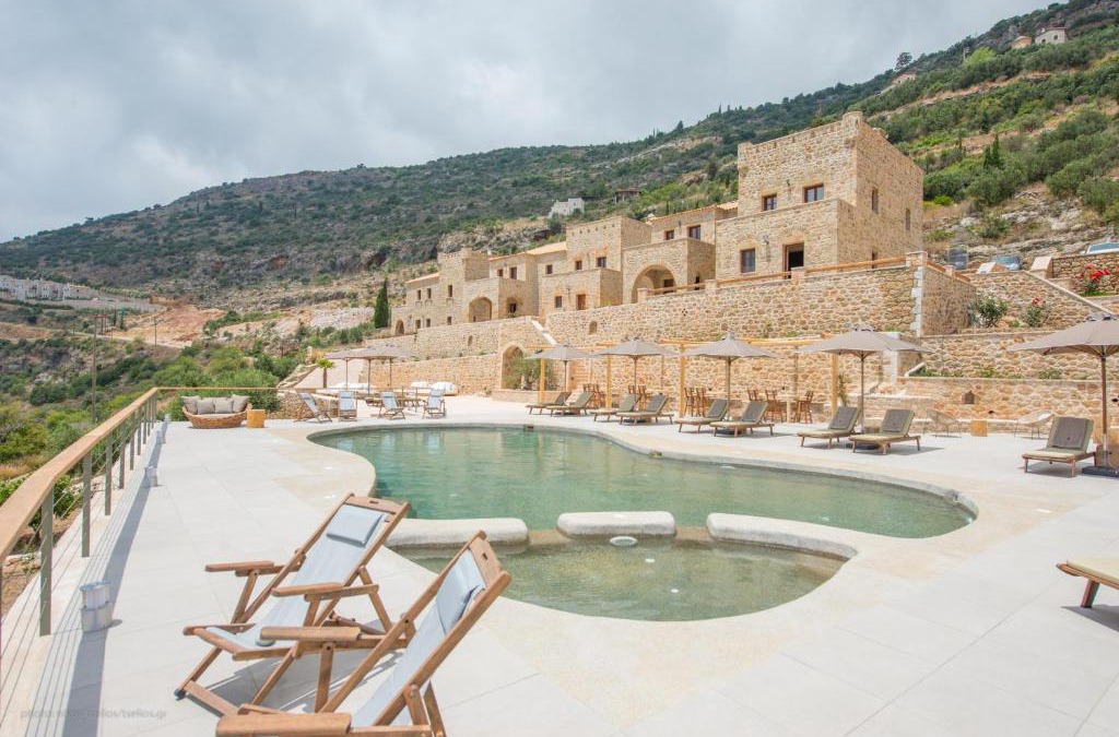 Karavostasi Hotel | Brazzo di Maina