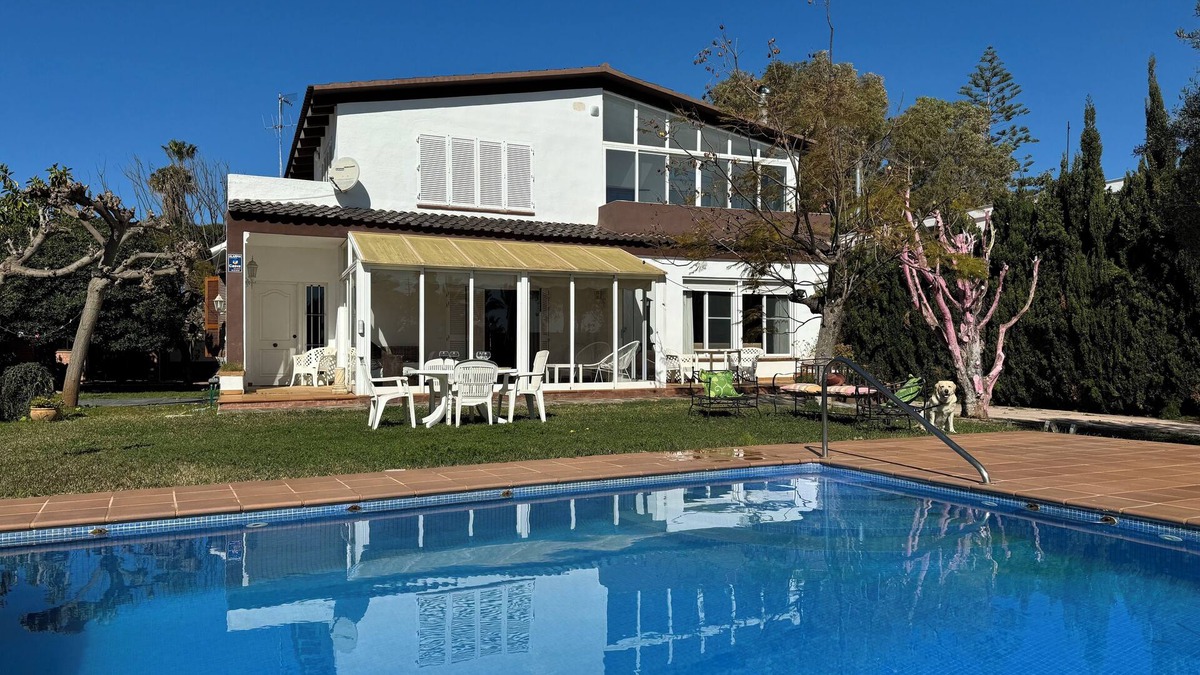 El Grao de Castellon Villa | Breathe the breeze of the Mediterranean Sea: Villa Sol y Mar