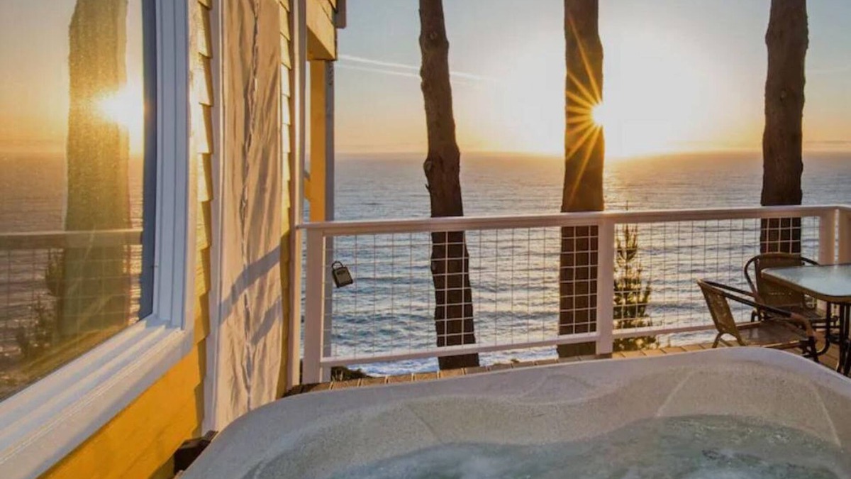 Shelter Cove Condo | Breathtaking Oceanview! by OceanviewHotTubs Monthly Minimum