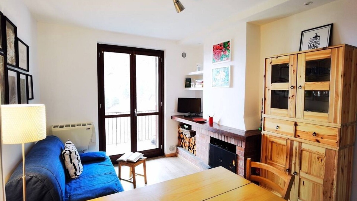 Lucoli Apartment | Breathtaking panorama in a quiet corner of Abruzzo paradise.