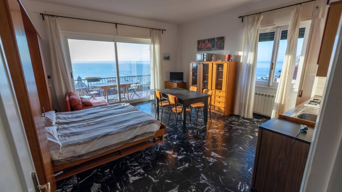 Finale Ligure Apartment | Breathtaking View Terrace (009029-CAV-0016)