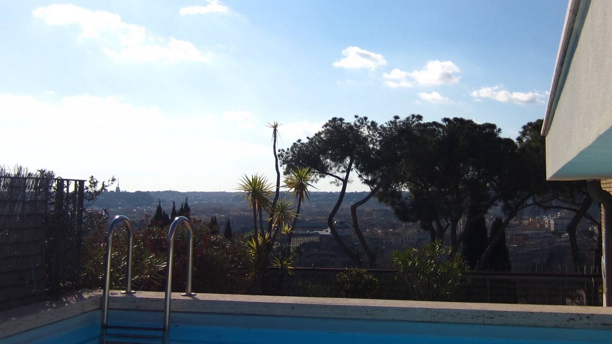 Quartiere III Pinciano Apartment | Breathtaking view penthouse - private swimming pool in a large terrace