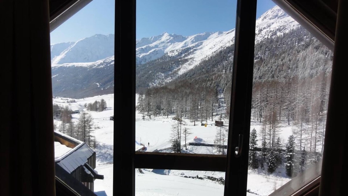 Maso Corto House | Breathtaking views of the Schnalstal valley
