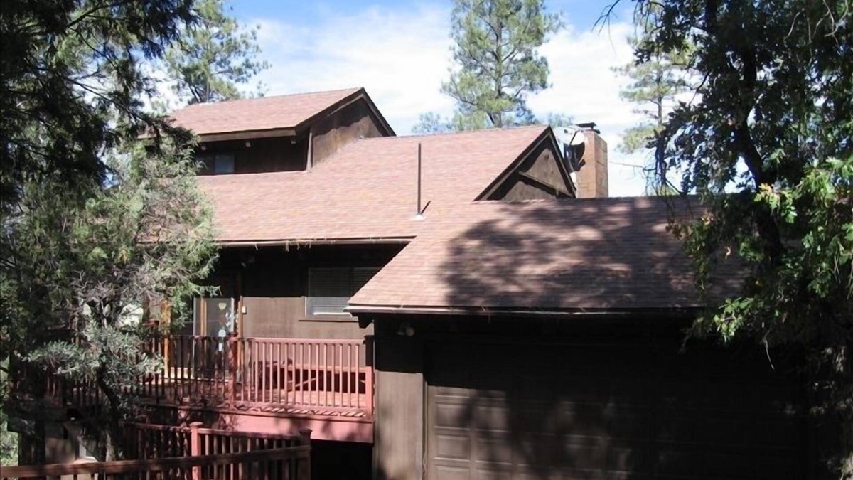Whispering Pines Cabin | Breathtaking Views of Mogollon Rim from Large Mountain Home