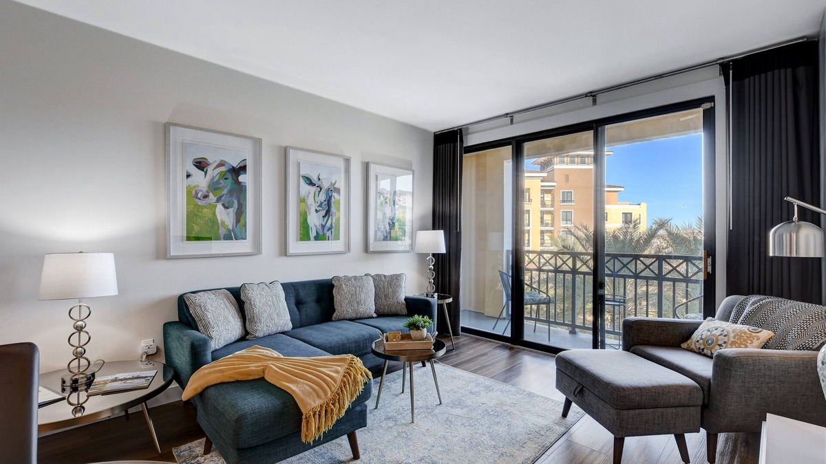Lake Las Vegas Condo | Breathtaking views, of the Lake, Mountains and Pool, luxurious 1 bed 1 bath apt.