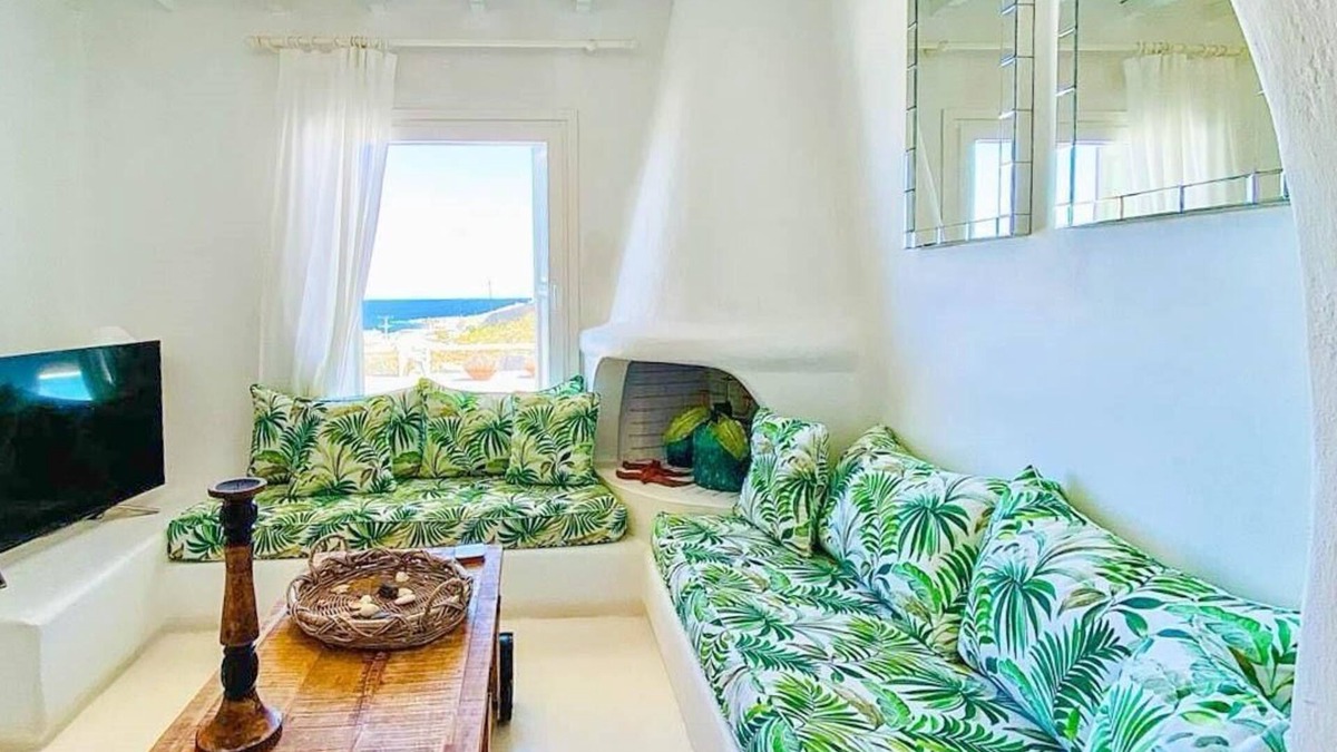 Agios Ioannis Villa | Breathtaking"Villa Silver Moon"with stunning views in KanaliaMykonos