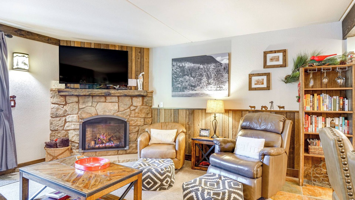 Peak 9 Condo | Breck Ski-In/Ski-Out Condo Near Main Street!