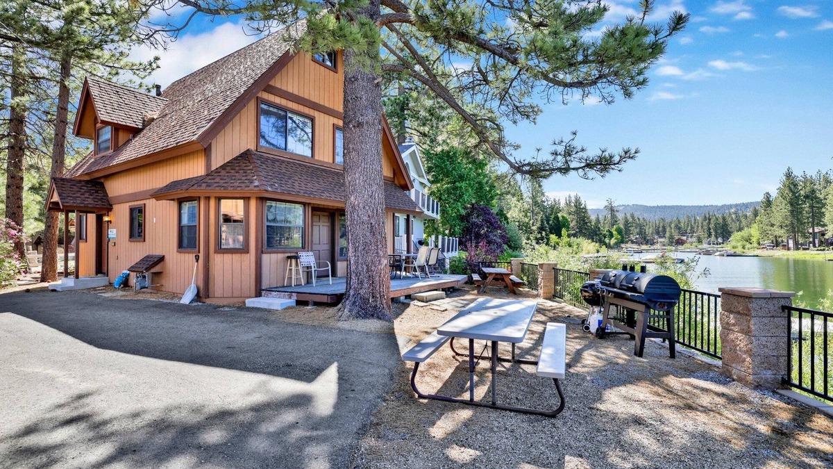 Patton Cabin | Breezy Estate Lakeside Cabin Combo at Big Bear Lake