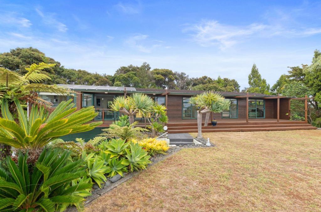 Opua House | Breezy on Broadview - Opua Holiday Home