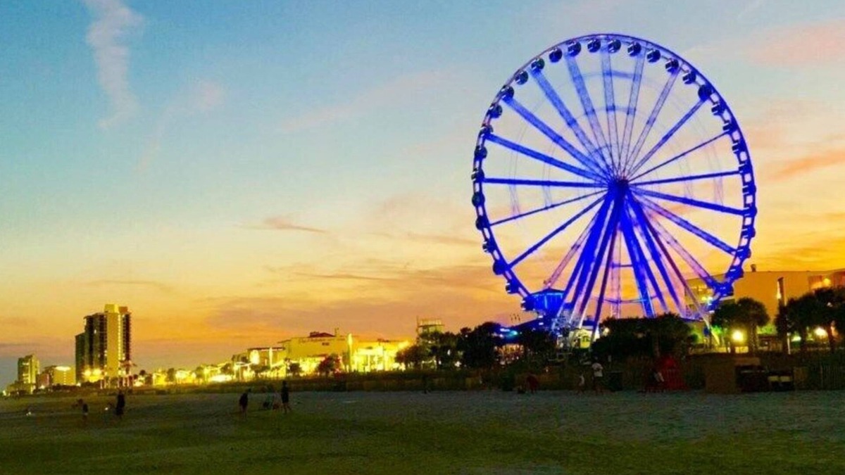 Downtown Myrtle Beach Condo | Breezy Sea Glass Tower, 1 Bedroom Deluxe- City View
