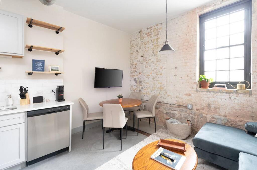 Westown Apartment | Brewery District 2-Story 2BR Apt Near Fiserv with Rooftop, Gym, and Parking