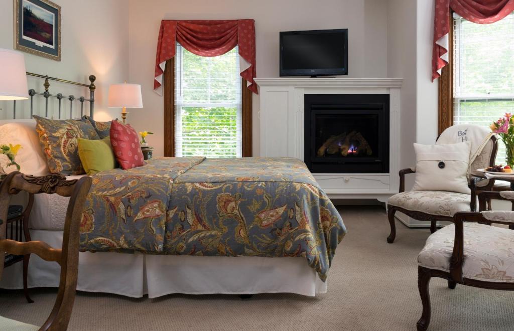 Freeport Bed & Breakfast | Brewster House Bed & Breakfast