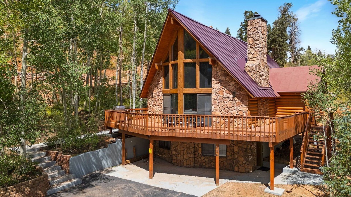 Brian Head House | Brian Head Hideaway! Cozy Ski Retreat