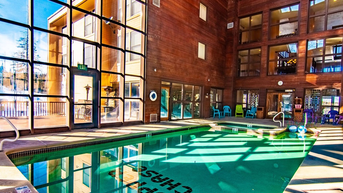 Brian Head Condo | Brian Head Penthouse South, Pool-Hotub, Ski-i/o, 3 Masters, Play lofts, Sleep 14