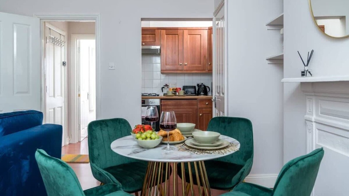 Spitalfields Apartment | Brick Lane, London 🏡 Glamorous One Bedroom Serviced Apartment